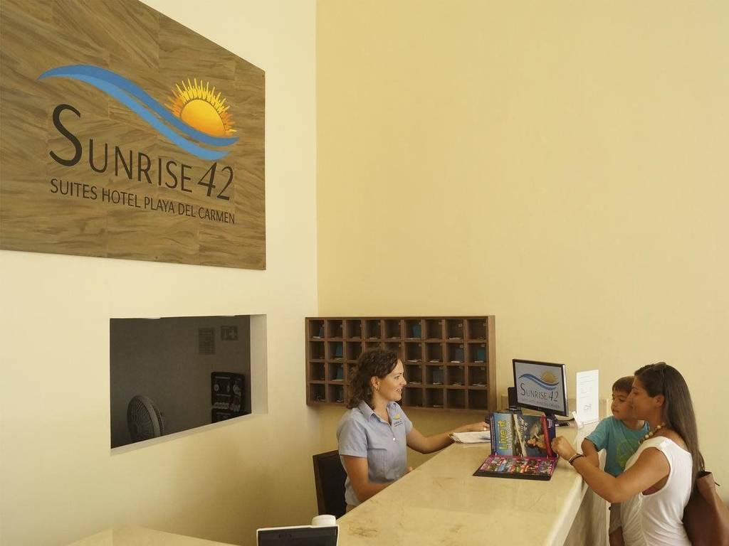 פלאייה דל כרמן Sunrise 42 Suites Hotel מראה חיצוני תמונה